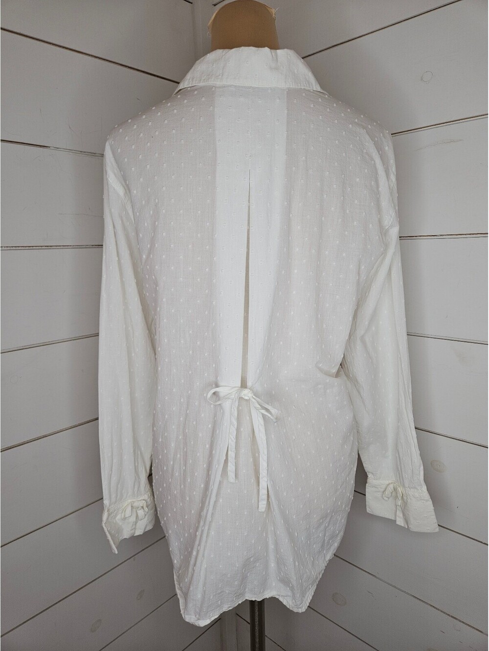 Marissa Christina large white textured with dots and accented by bows blouse - Picture 3 of 7
